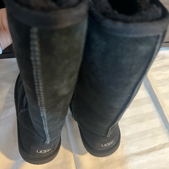 Ugh boots - Picture 4 of 5